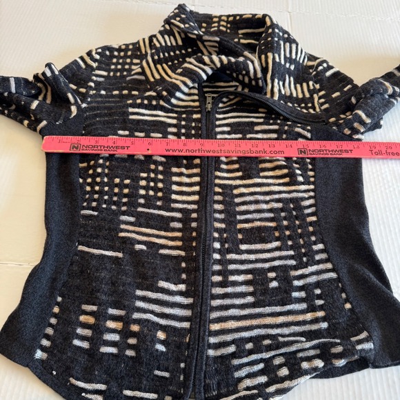 NIC + ZOE Women Medium Geometric Print Modal Knit Zip Up Cardigan Sweater Jacket - Picture 8 of 9